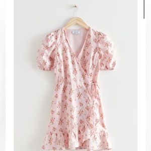 & Other Stories New Puff Sleeve Wrap Mini Dress (6)